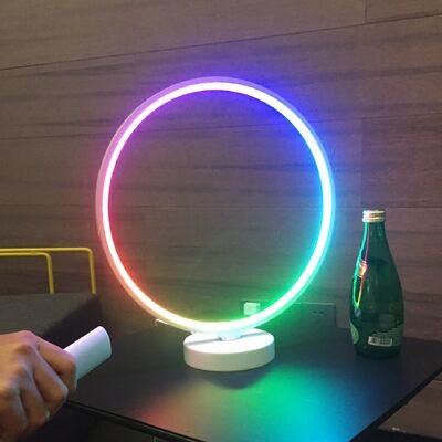 Bon prix Lampe de table de cercle à commande à distance 8W lampe d'humeur LED avec 2700K lumière blanche chaude en ligne